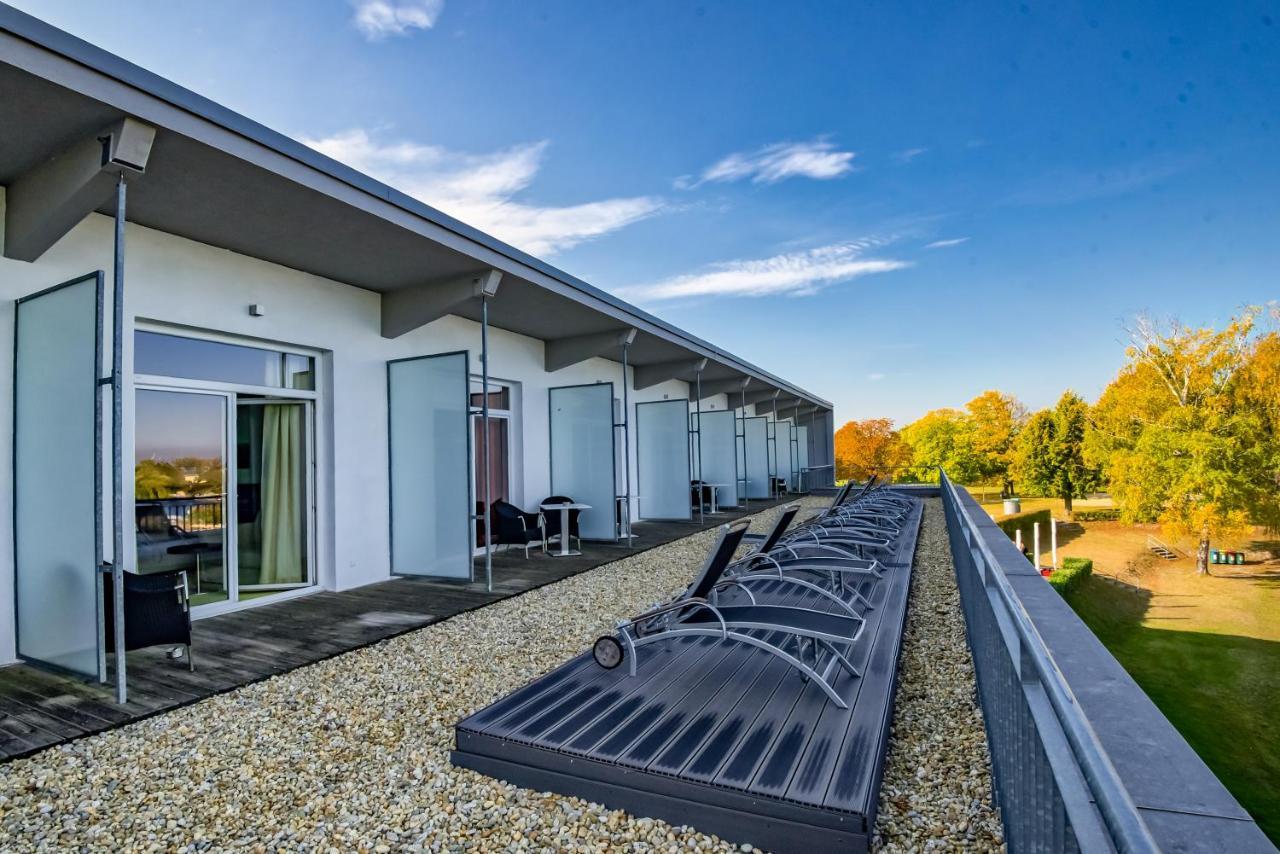 Neufeldersee Hotel & Restaurant Neufeld an der Leitha Экстерьер фото